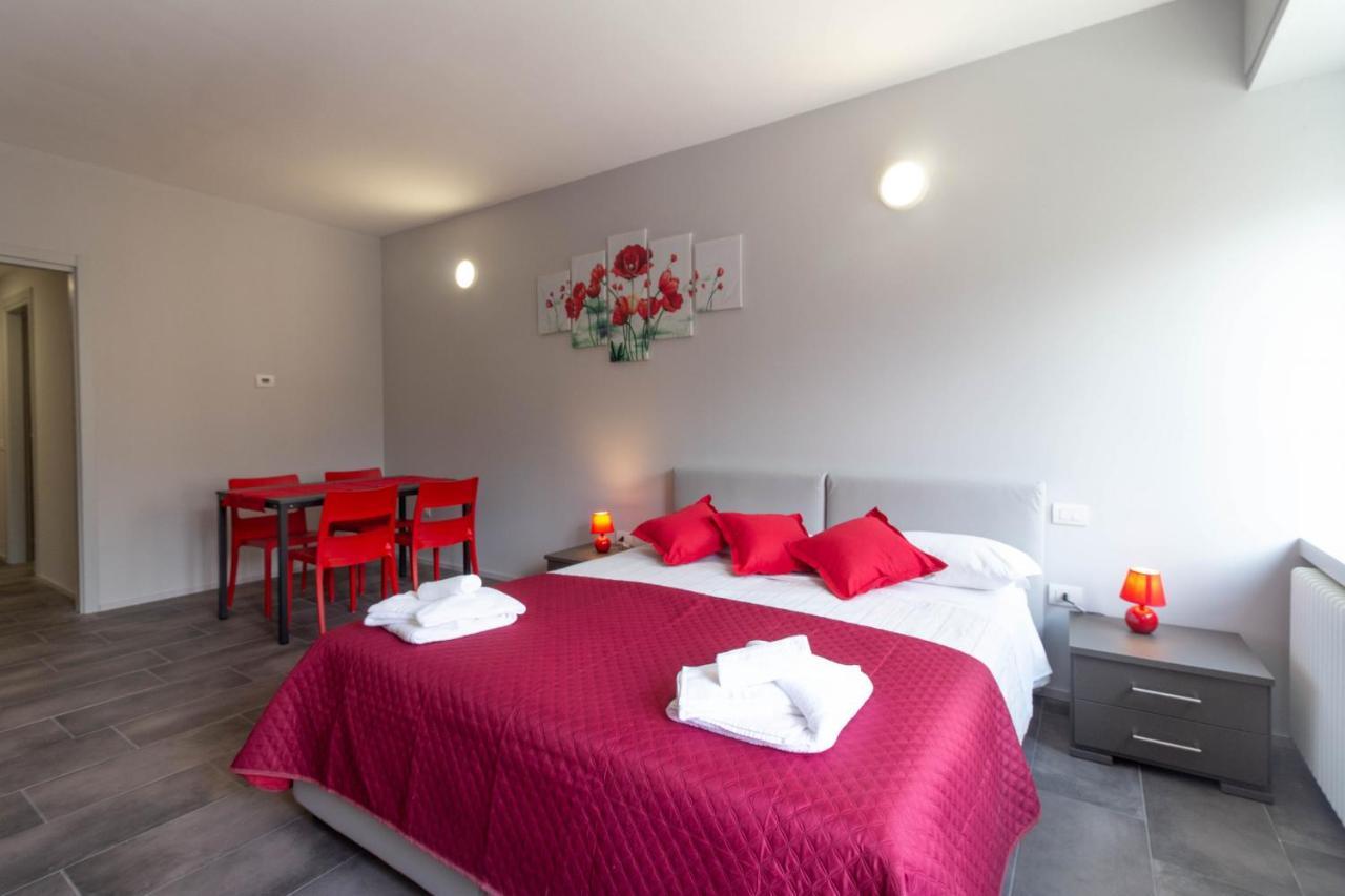 Appartamento Papavero - Affitti Brevi Italia เลคโค ภายนอก รูปภาพ